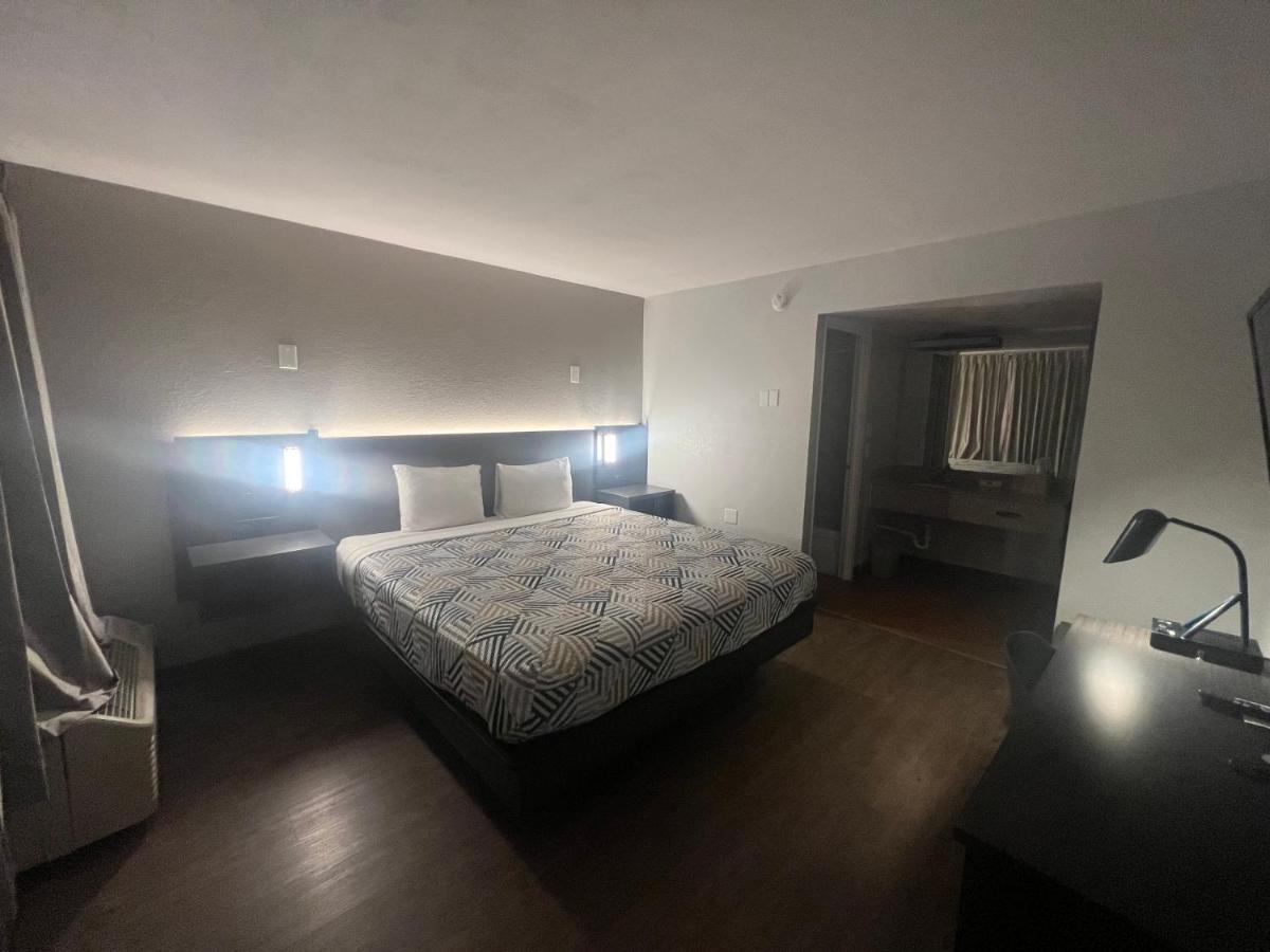 Motel 6 Glendale AZ Kültér fotó