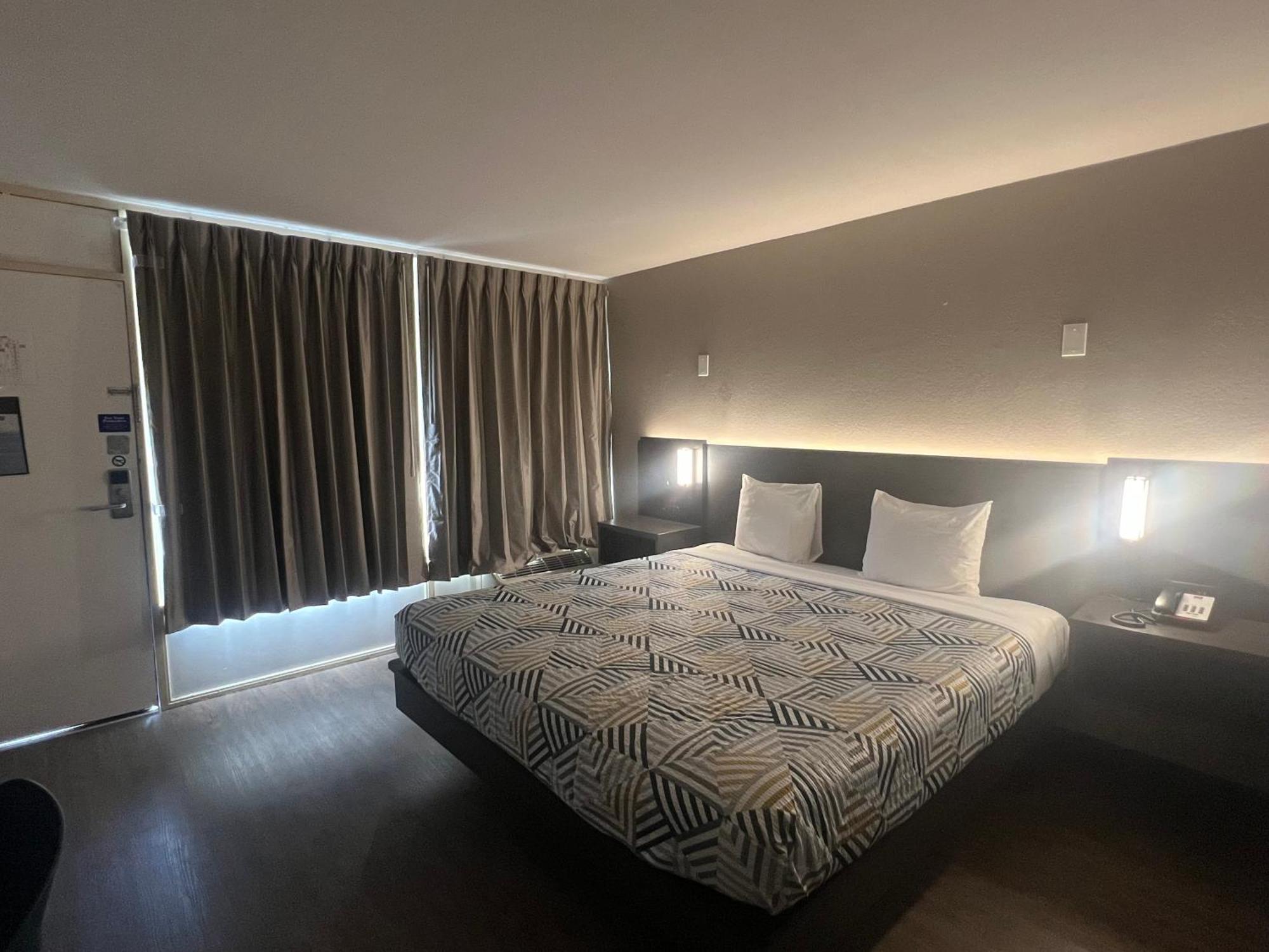 Motel 6 Glendale AZ Kültér fotó